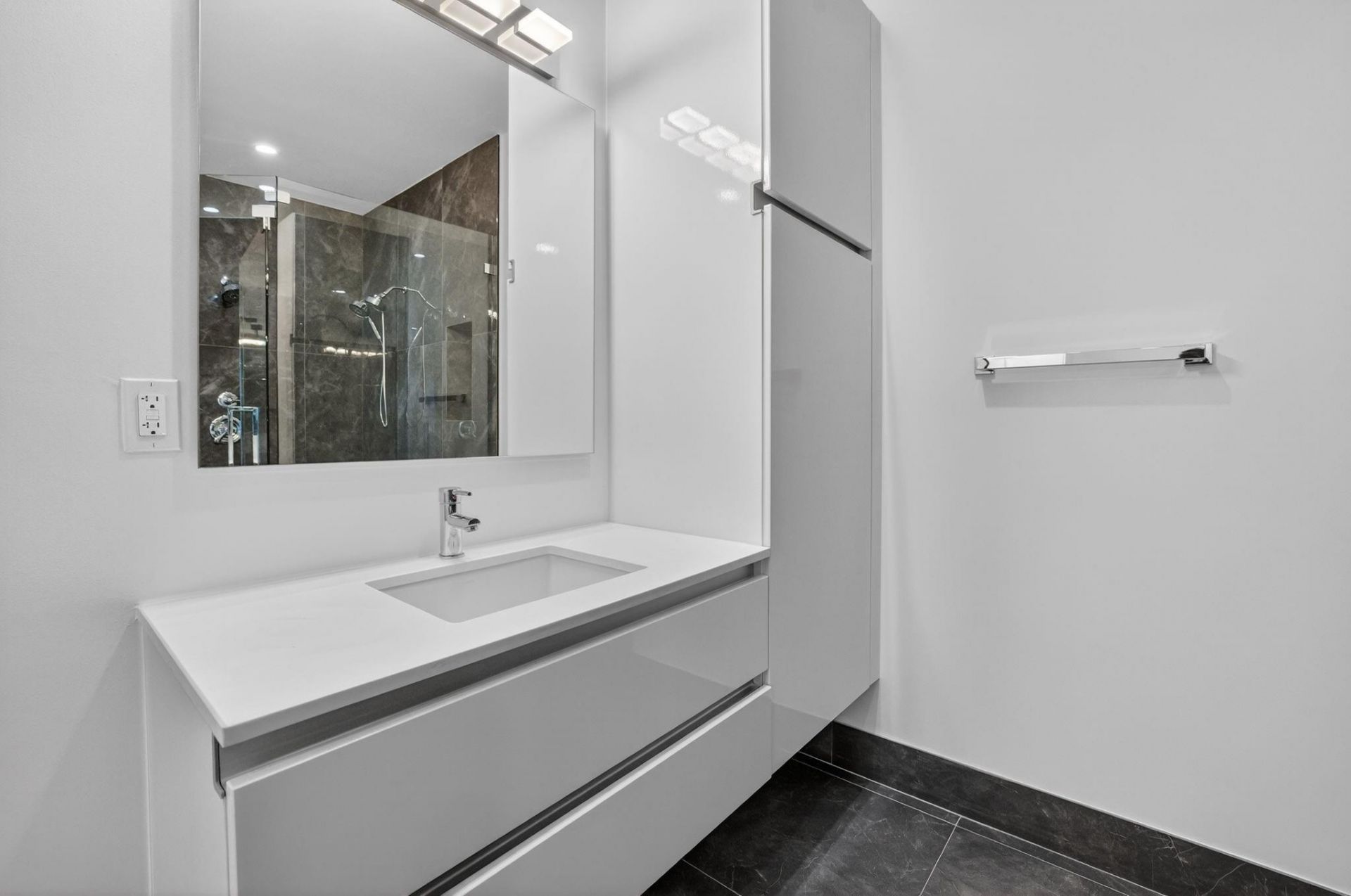 30 Isle Of Venice Dr, Unit 403, Fort Lauderdale, FL 33301 Photo