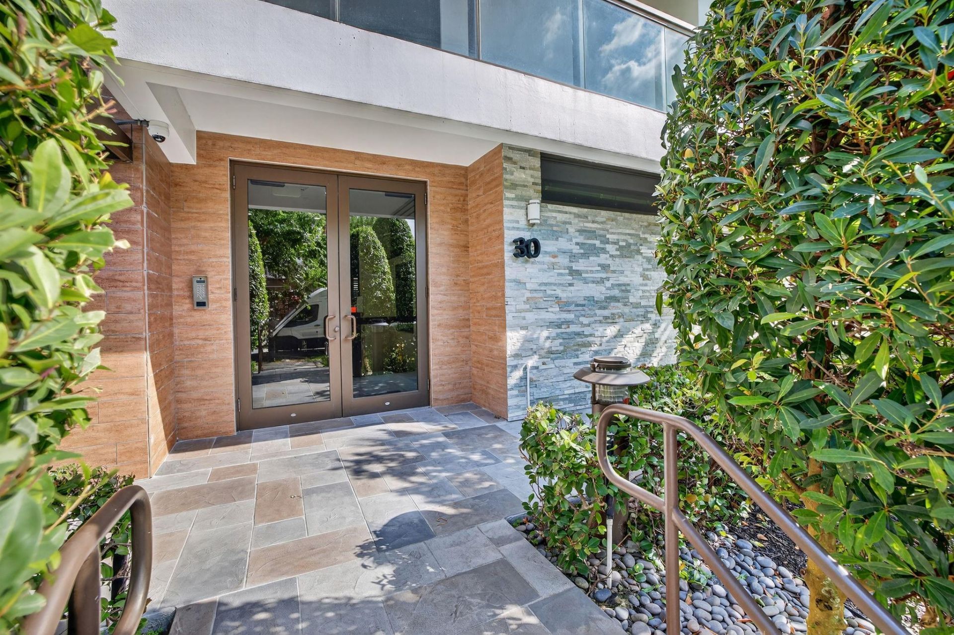 30 Isle Of Venice Dr, Unit 403, Fort Lauderdale, FL 33301 Photo