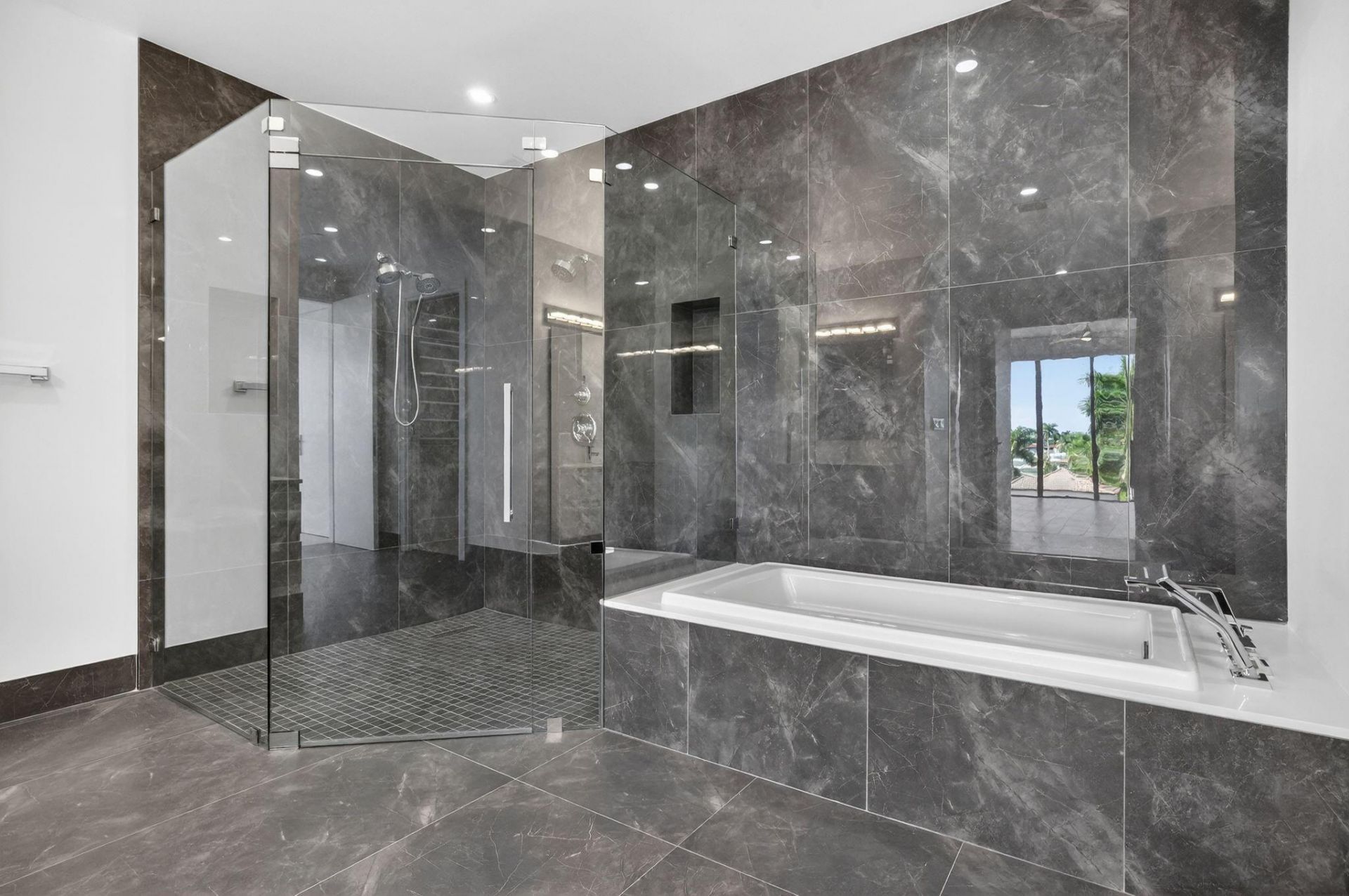 30 Isle Of Venice Dr, Unit 403, Fort Lauderdale, FL 33301 Photo