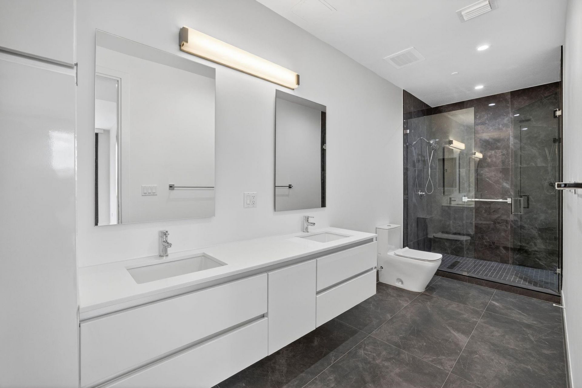 30 Isle Of Venice Dr, Unit 403, Fort Lauderdale, FL 33301 Photo