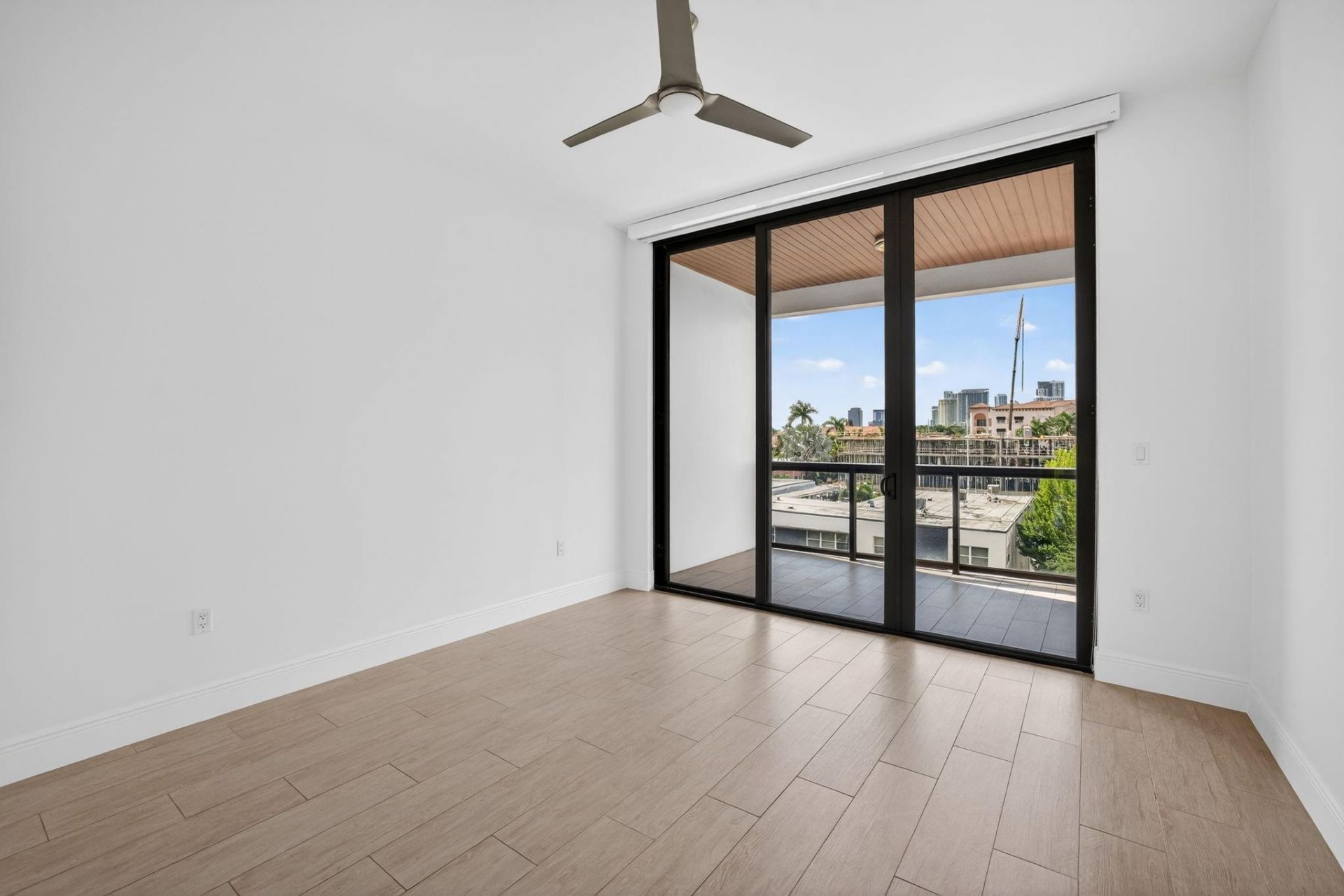 30 Isle Of Venice Dr, Unit 403, Fort Lauderdale, FL 33301 Photo