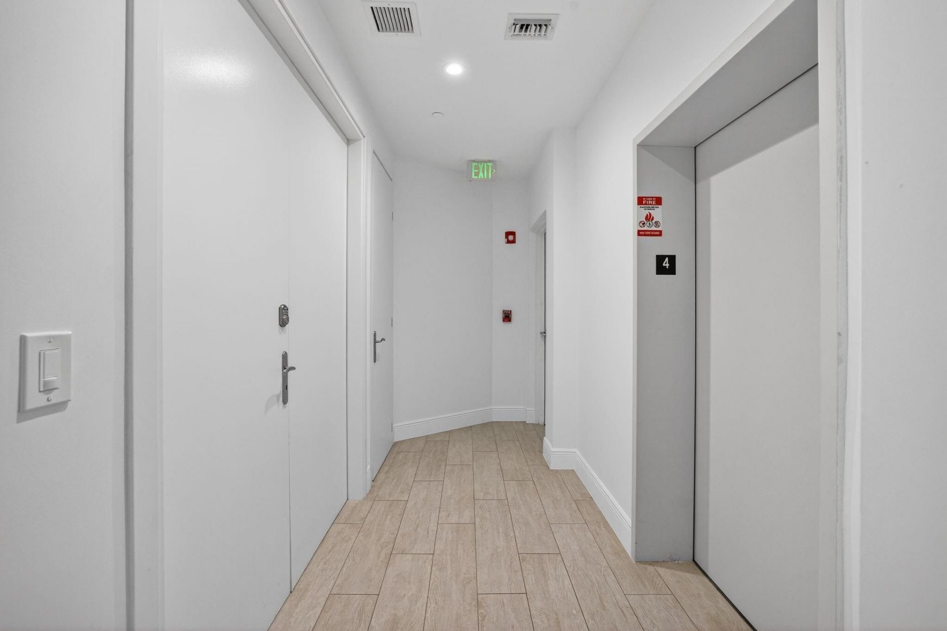 30 Isle Of Venice Dr, Unit 403, Fort Lauderdale, FL 33301 Photo