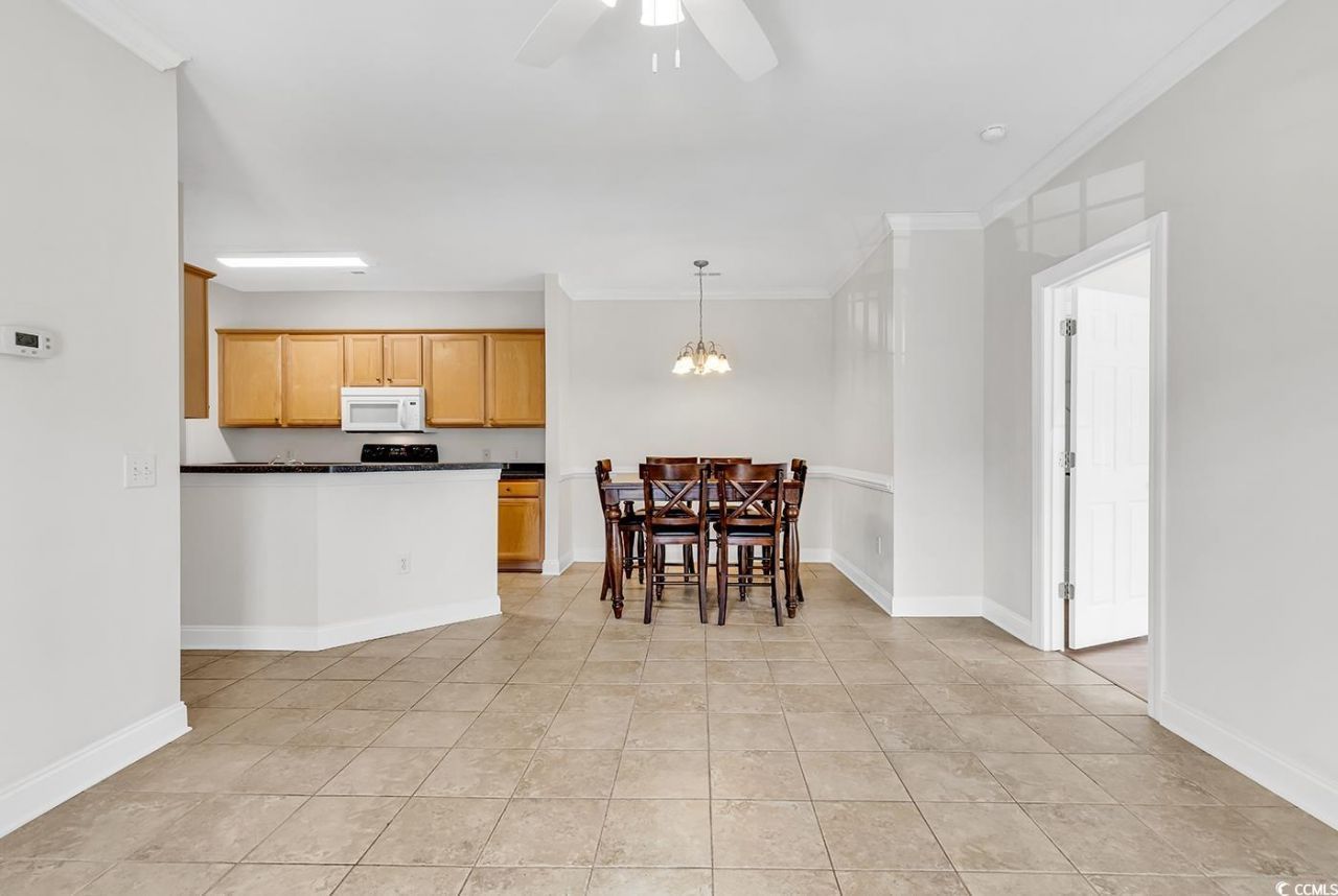 2061 Silvercrest Dr. Photo 9