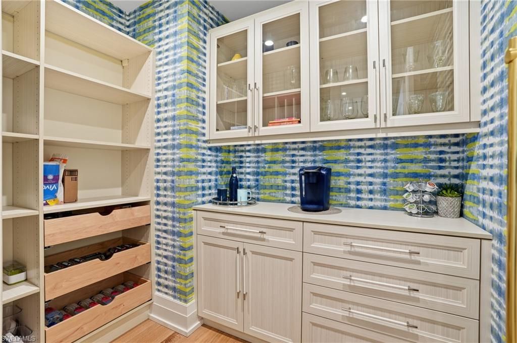 185 North Lake Dr, Naples, FL 34102 Photo