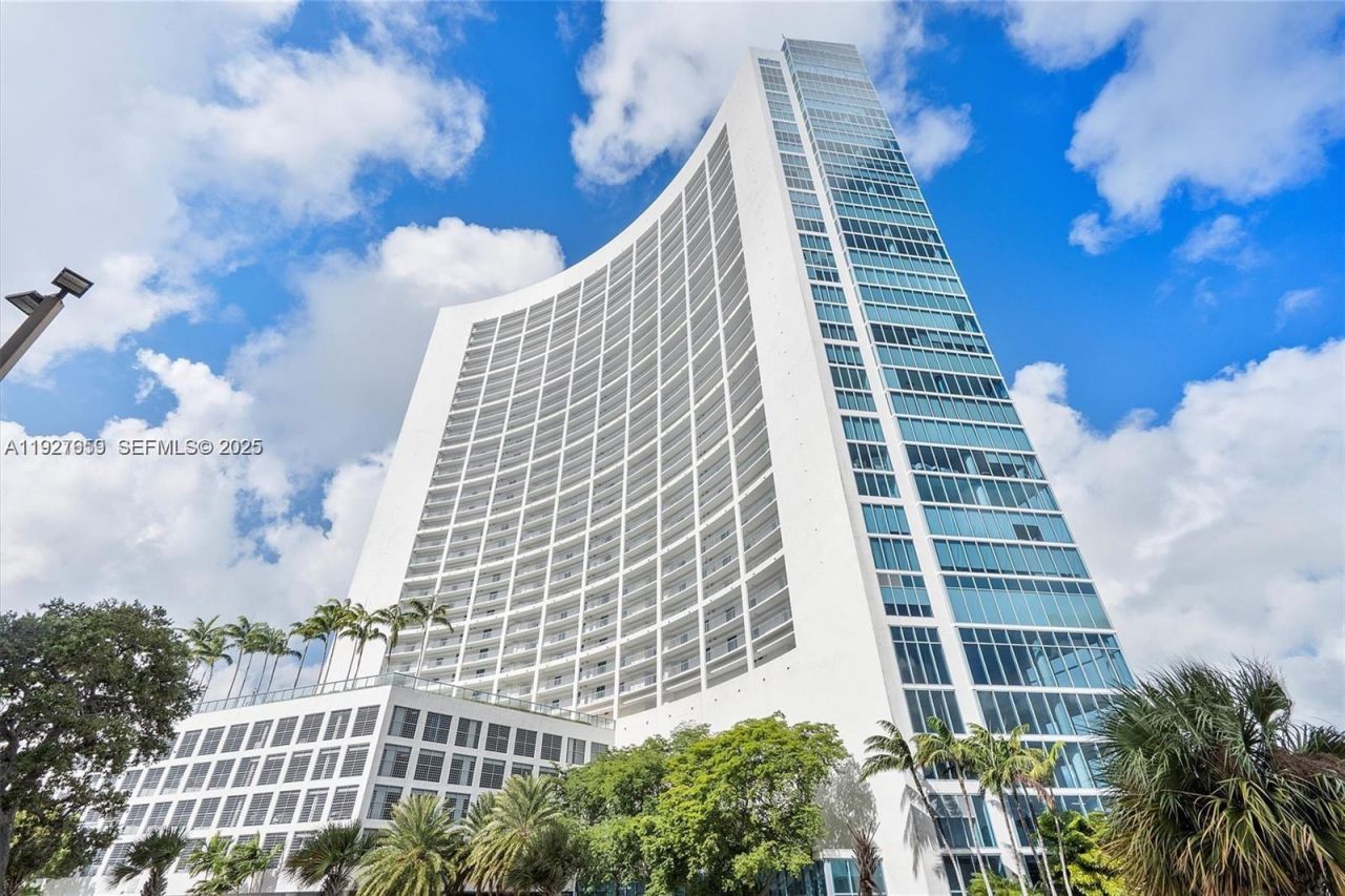 601 NE 36th St, Unit 3101, Miami, FL 33137 Photo