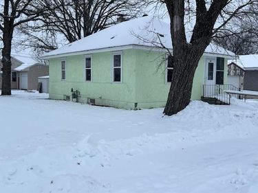 303 1st Street NE, Wadena, MN 56482