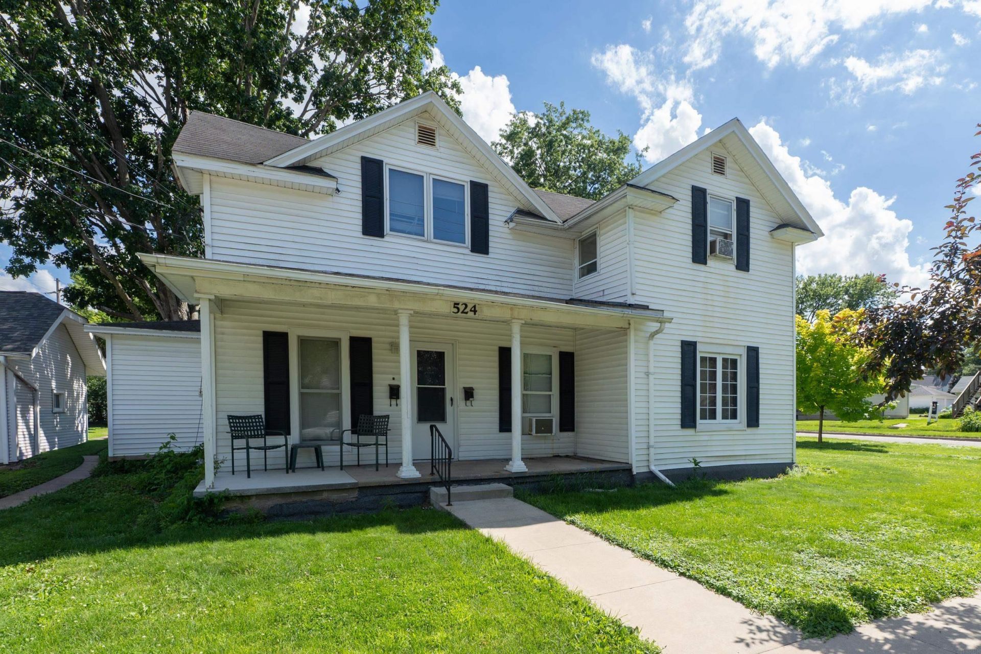 524 W 6th Street, Cedar Falls, IA 50613 Main Photo