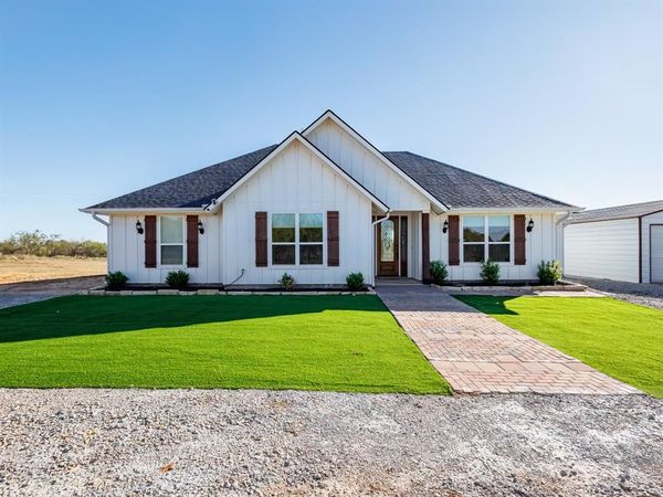 9269 County Road 321, Blanket, TX 76432