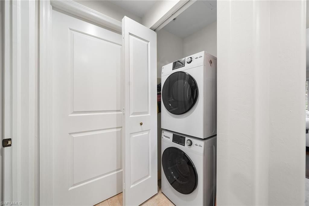 1015 Sandpiper St, Unit D105, Naples, FL 34102 Photo