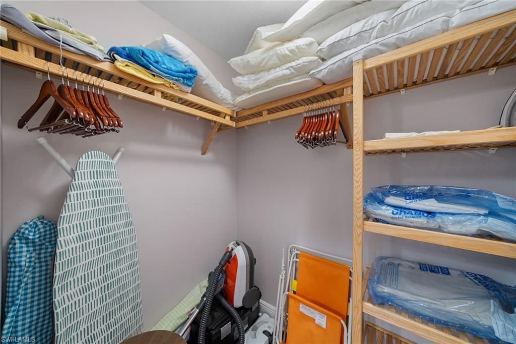 1015 Sandpiper St, Unit D105, Naples, FL 34102 Photo