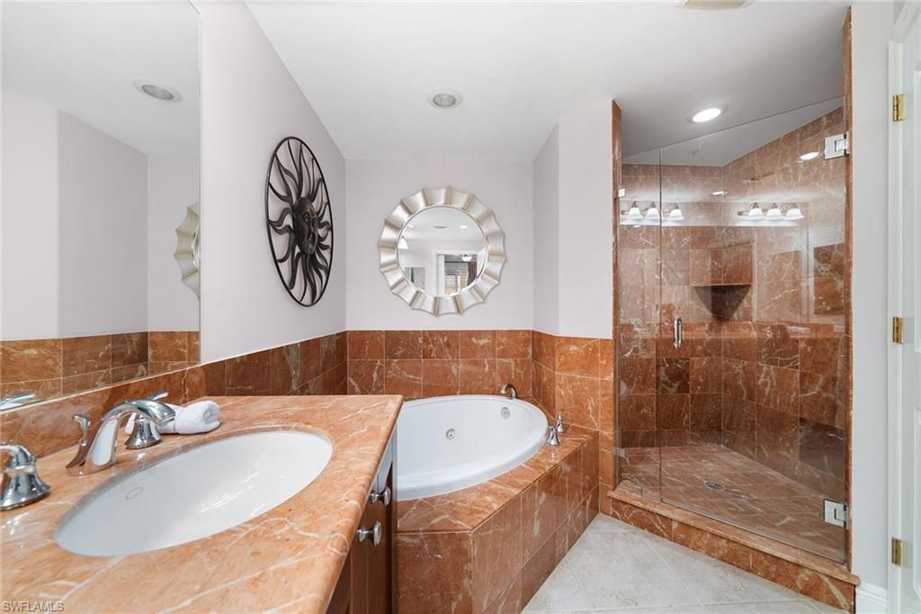 1015 Sandpiper St, Unit D105, Naples, FL 34102 Photo