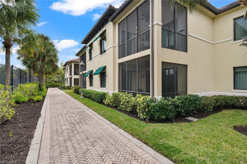 1015 Sandpiper St, Unit D105, Naples, FL 34102 Photo