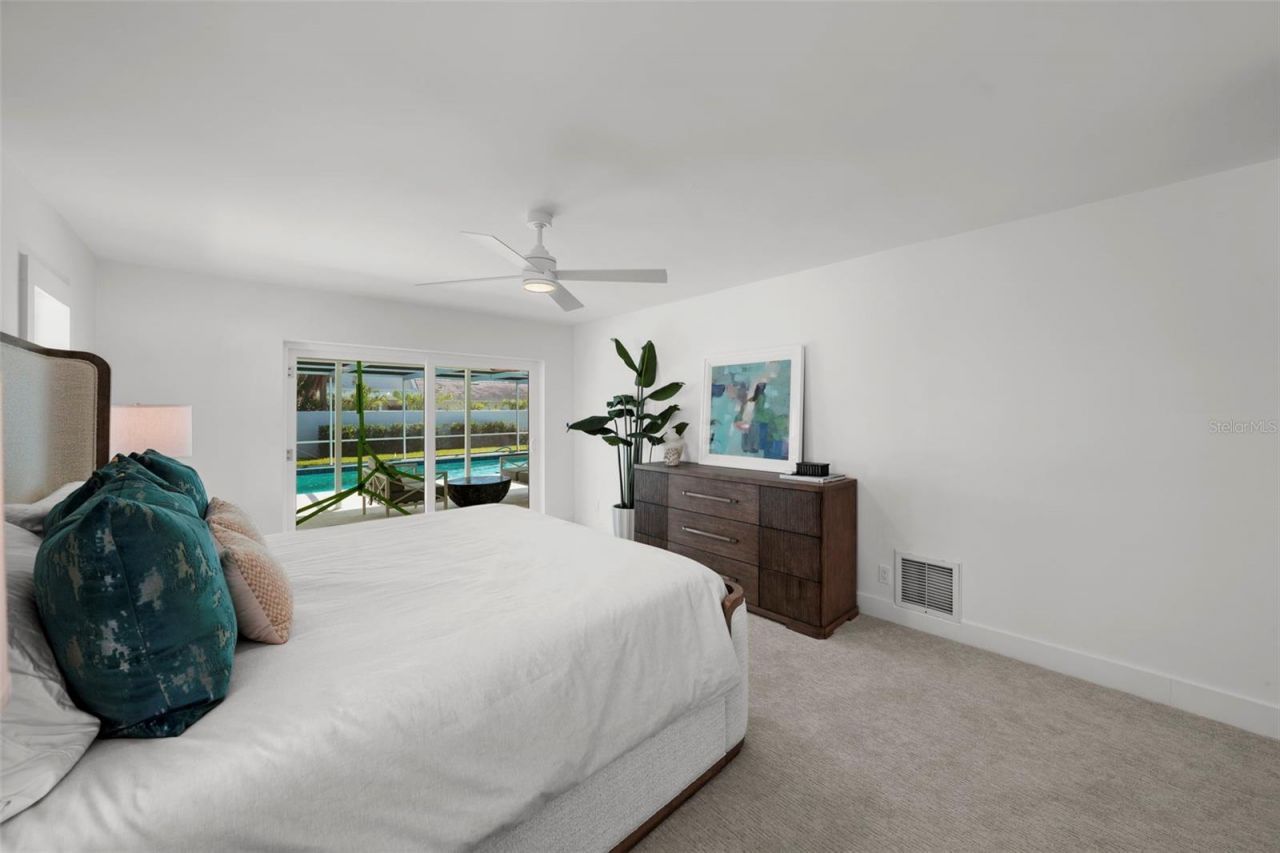 5884 51st Street S, Saint Petersburg, FL 33715 Photo