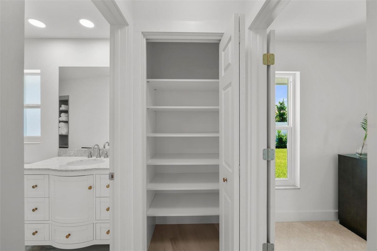 5884 51st Street S, Saint Petersburg, FL 33715 Photo