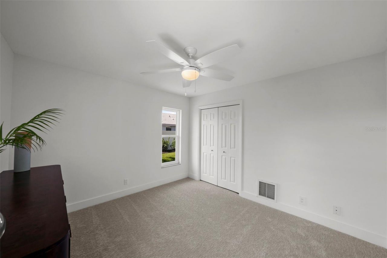 5884 51st Street S, Saint Petersburg, FL 33715 Photo