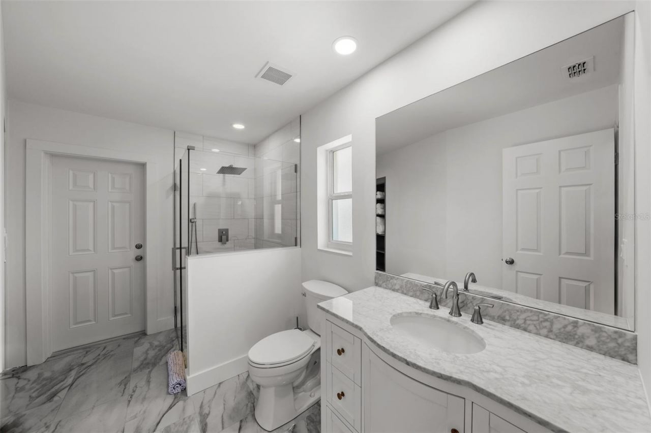 5884 51st Street S, Saint Petersburg, FL 33715 Photo