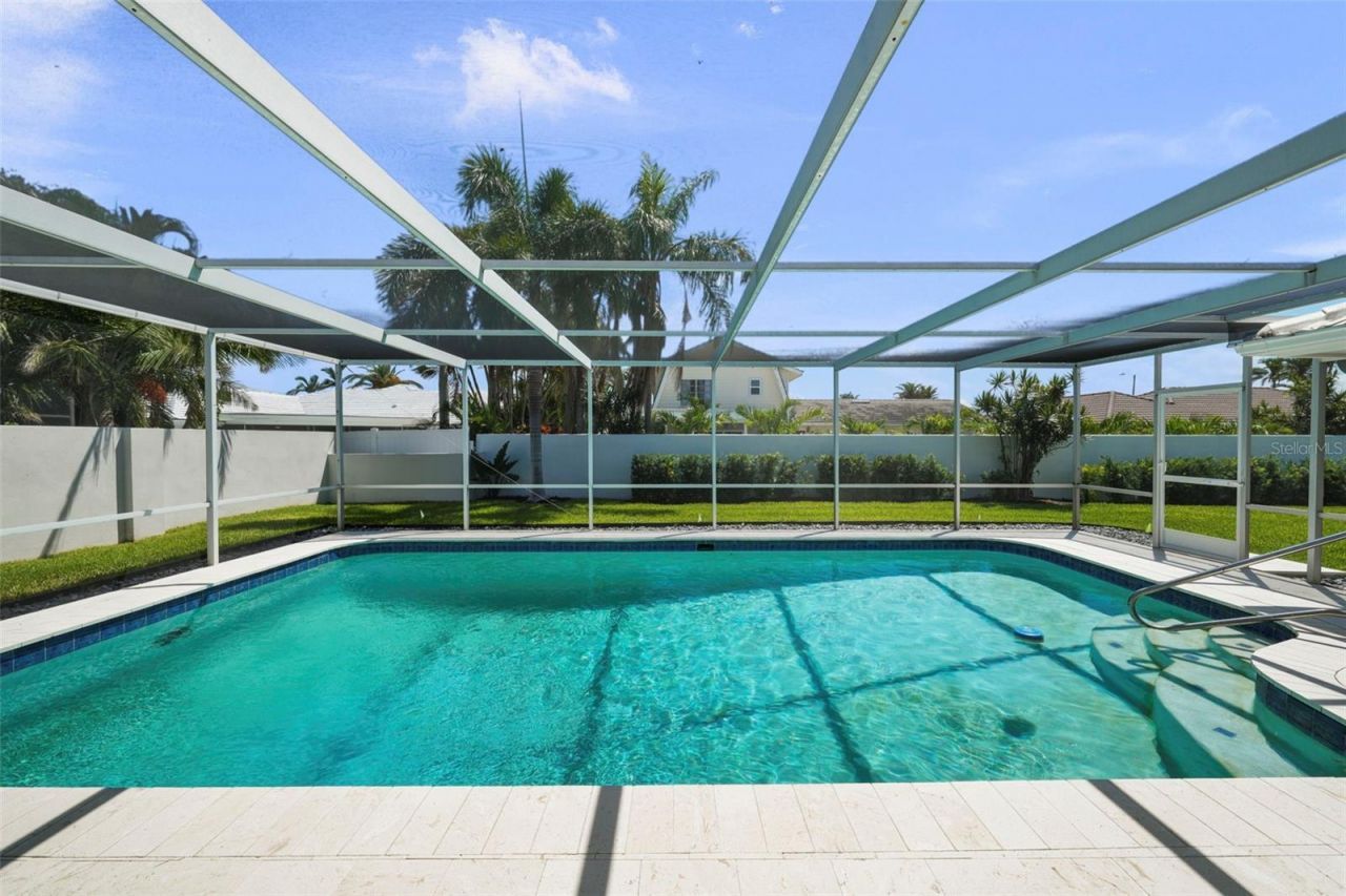 5884 51st Street S, Saint Petersburg, FL 33715 Photo