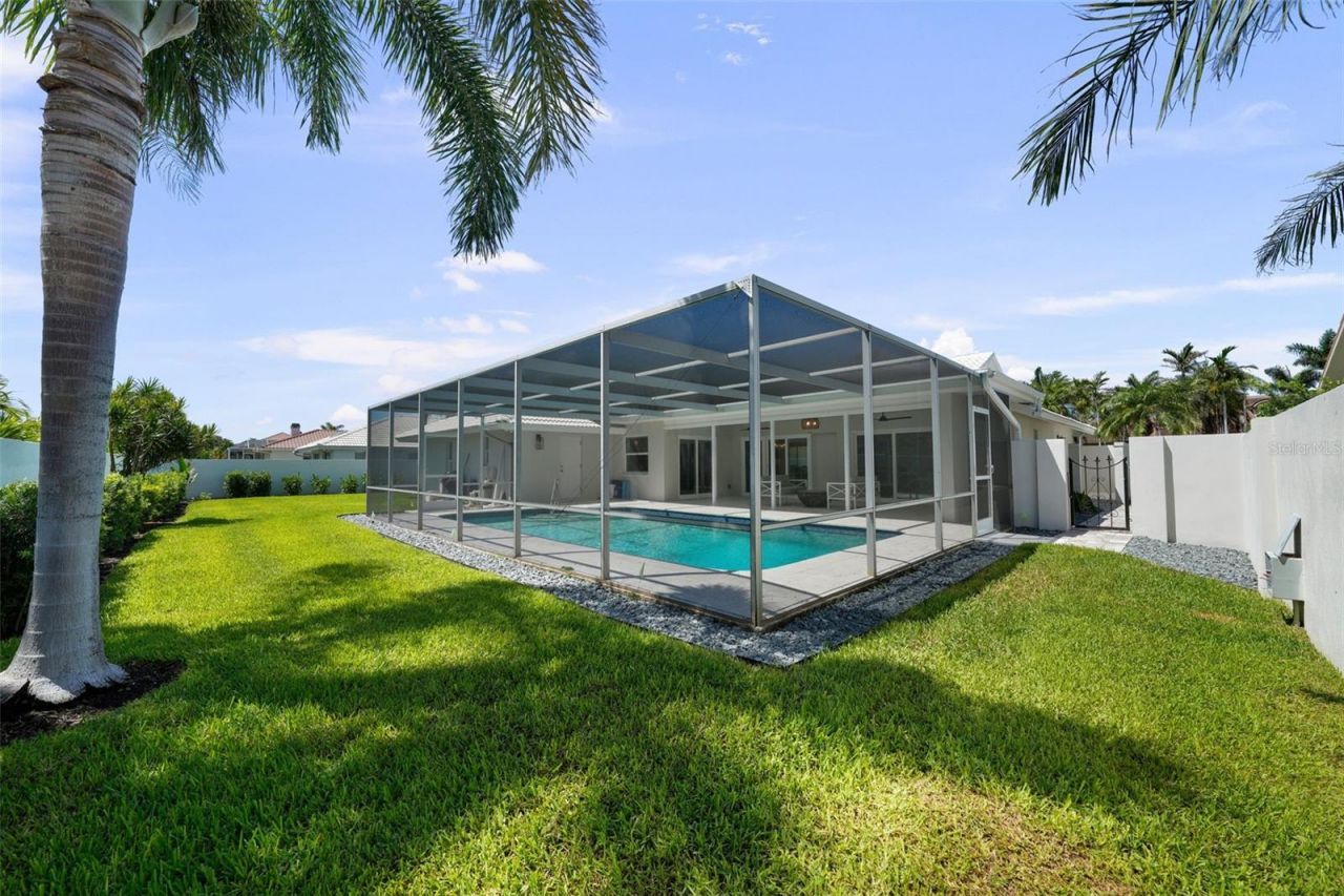 5884 51st Street S, Saint Petersburg, FL 33715 Photo