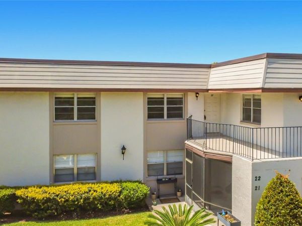 22 WINDTREE LANE, Unit 203, WINTER GARDEN, FL 34787