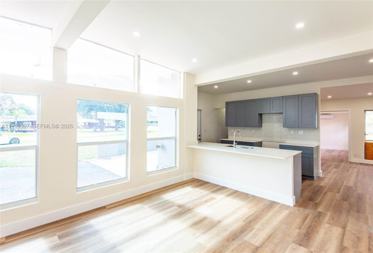 429 W Evanston Cir, Fort Lauderdale, FL 33312 Photo