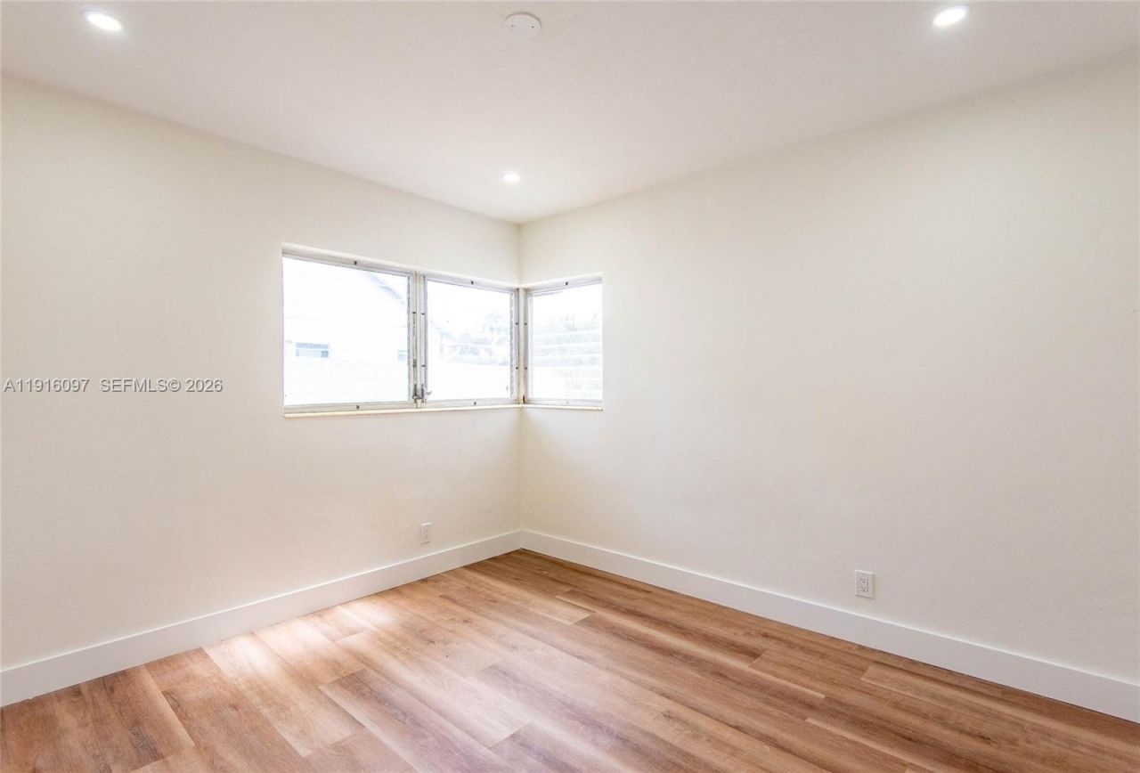 429 W Evanston Cir, Fort Lauderdale, FL 33312 Photo