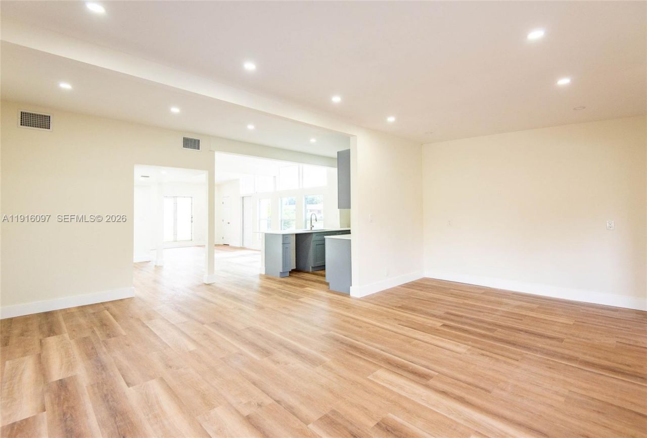 429 W Evanston Cir, Fort Lauderdale, FL 33312 Photo