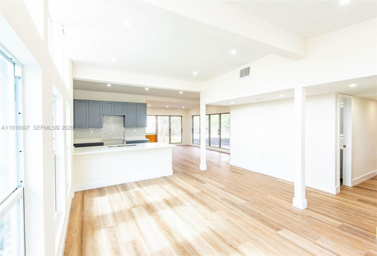 429 W Evanston Cir, Fort Lauderdale, FL 33312 Photo