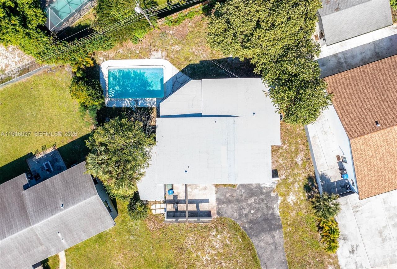 429 W Evanston Cir, Fort Lauderdale, FL 33312 Photo