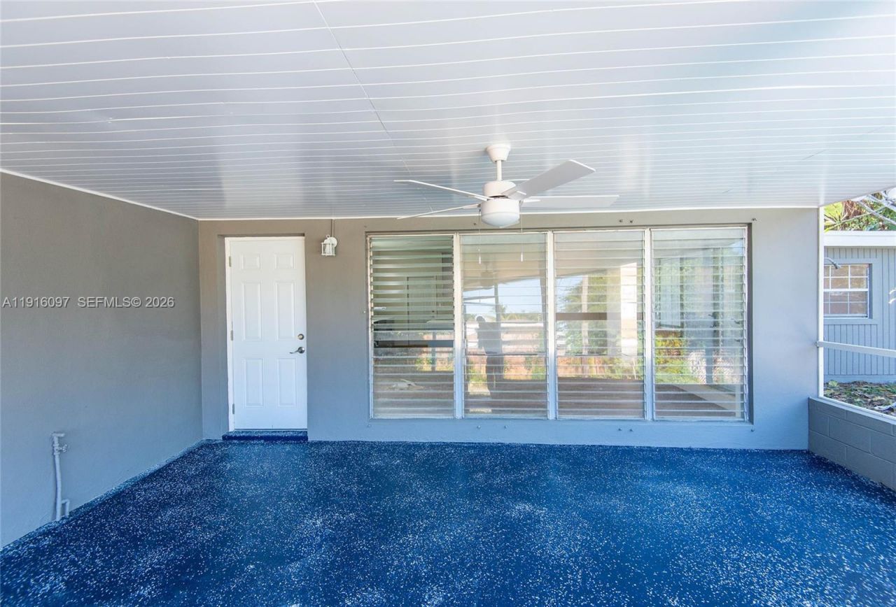 429 W Evanston Cir, Fort Lauderdale, FL 33312 Photo