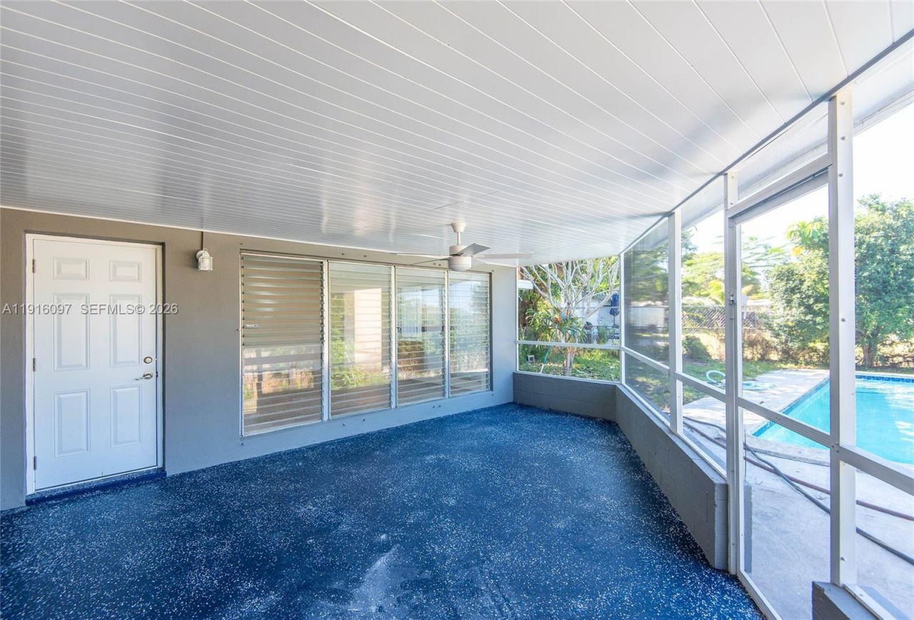 429 W Evanston Cir, Fort Lauderdale, FL 33312 Photo