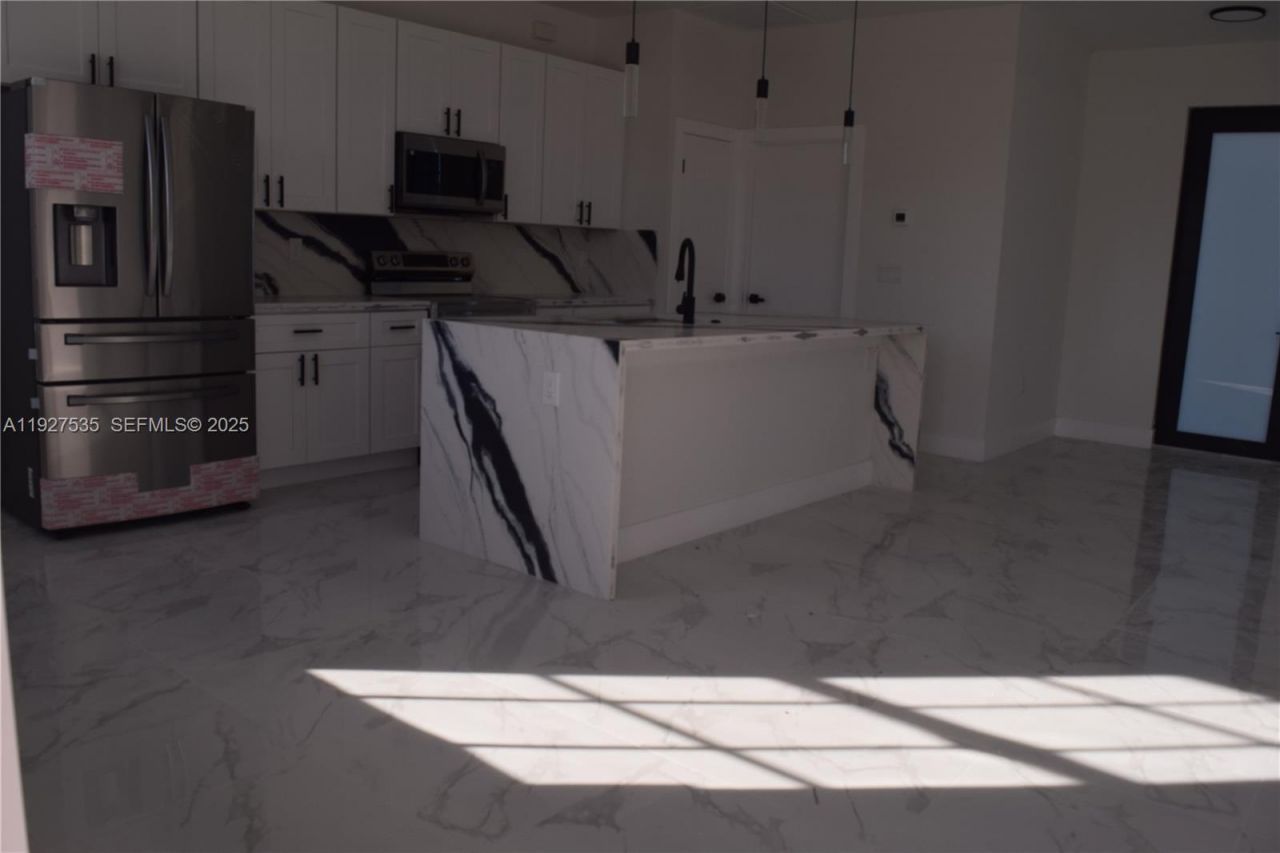 2555 W 25th St, Lehigh Acres, FL 33971 Photo