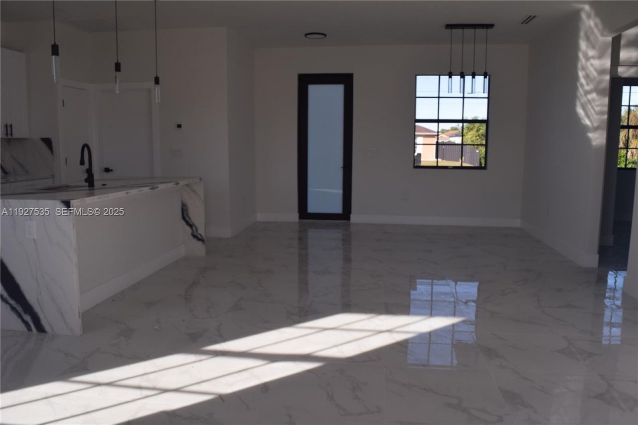 2555 W 25th St, Lehigh Acres, FL 33971 Photo