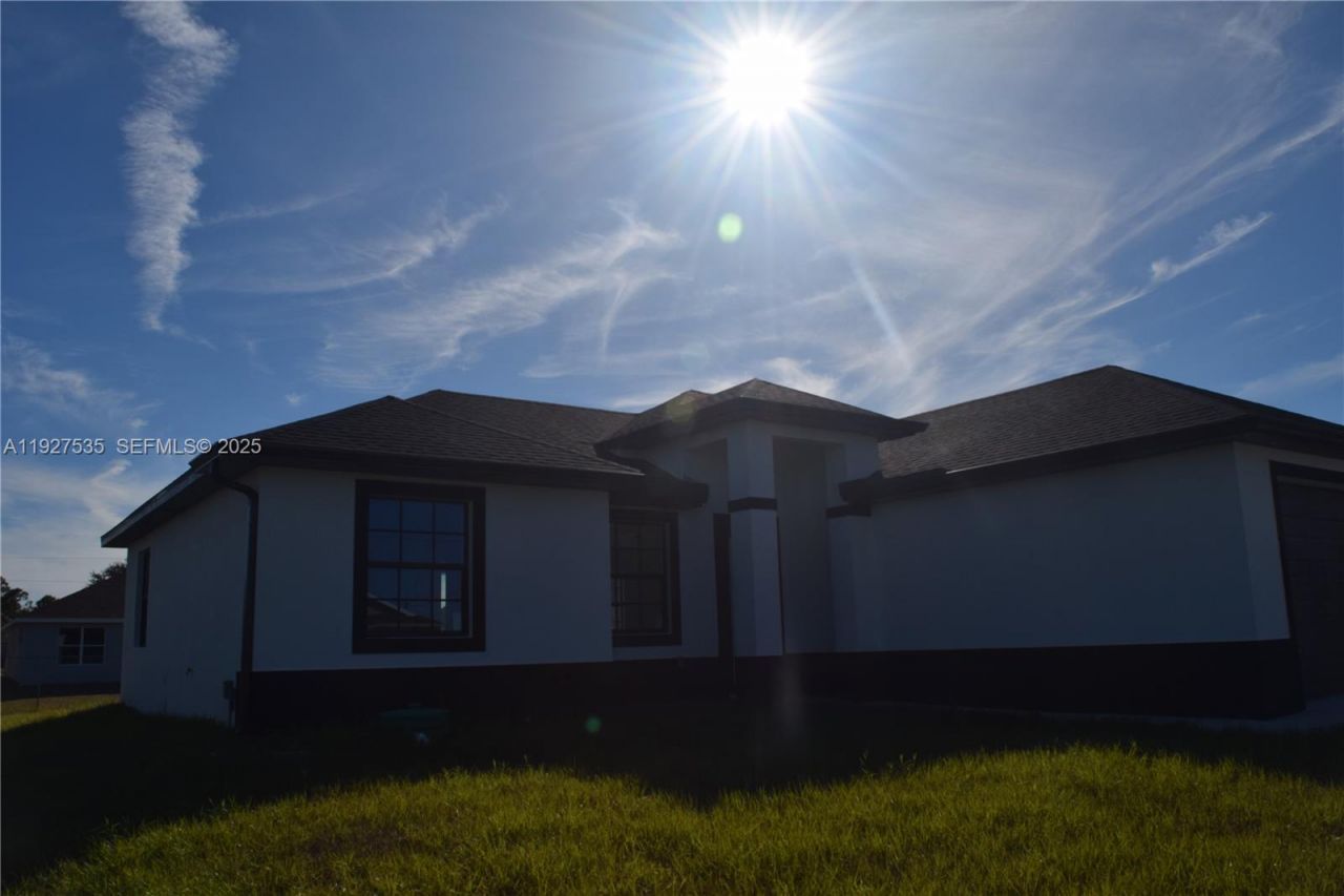 2555 W 25th St, Lehigh Acres, FL 33971 Photo