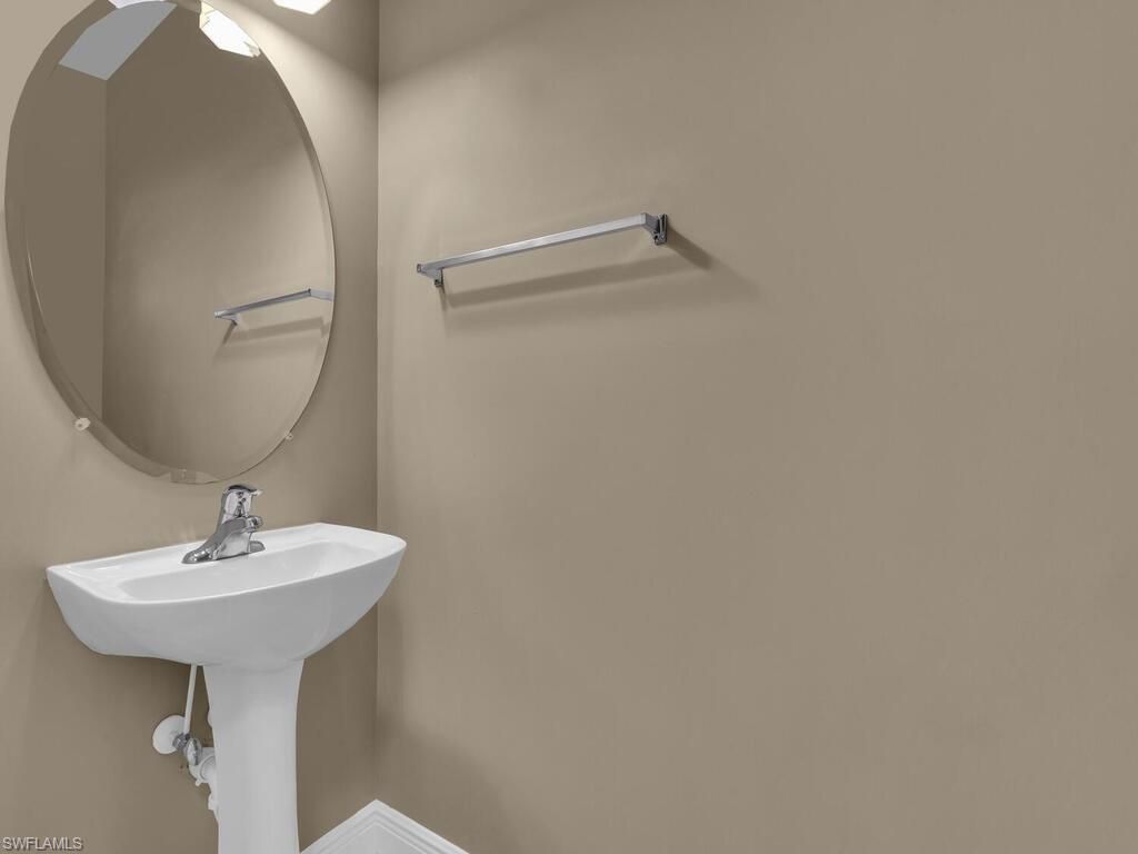 9950 Chiana Cir, Fort Myers, FL 33905 Photo