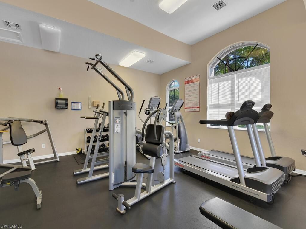 9950 Chiana Cir, Fort Myers, FL 33905 Photo