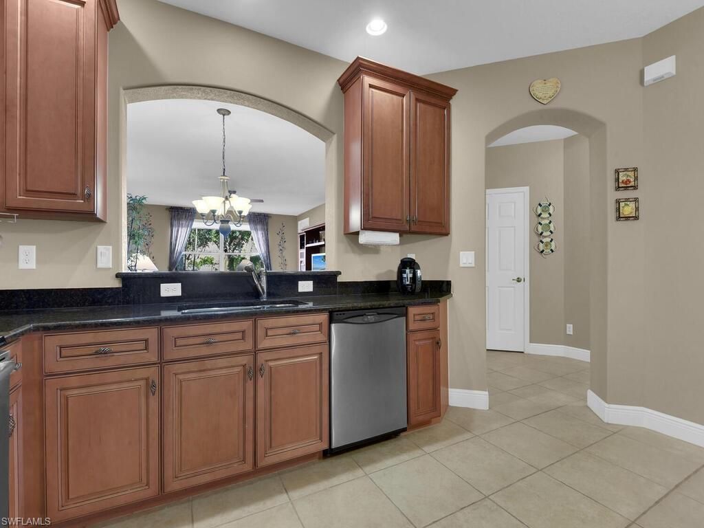 9950 Chiana Cir, Fort Myers, FL 33905 Photo