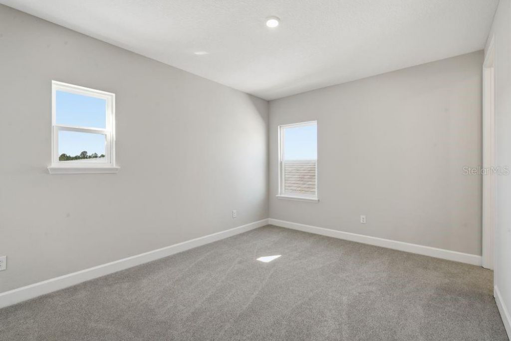 35074 Emberview Drive, Zephyrhills, FL 33541 Photo