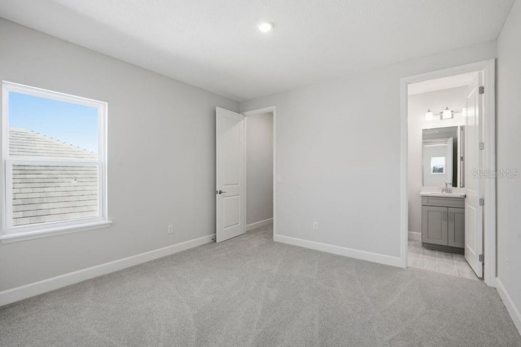 35074 Emberview Drive, Zephyrhills, FL 33541 Photo