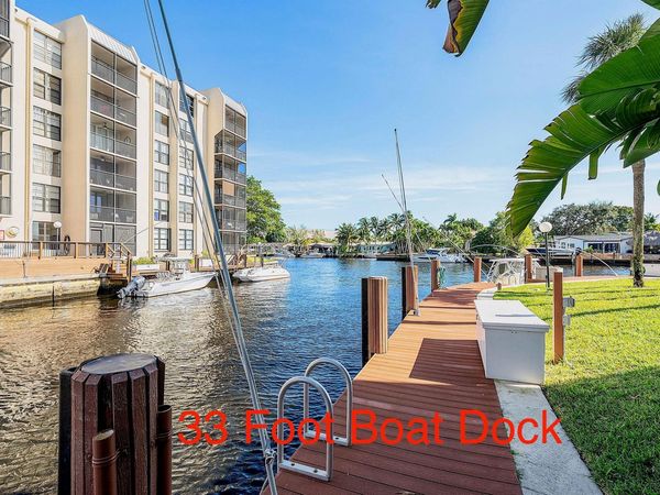 18 Royal Palm Way, Unit 109, Boca Raton, FL 33432