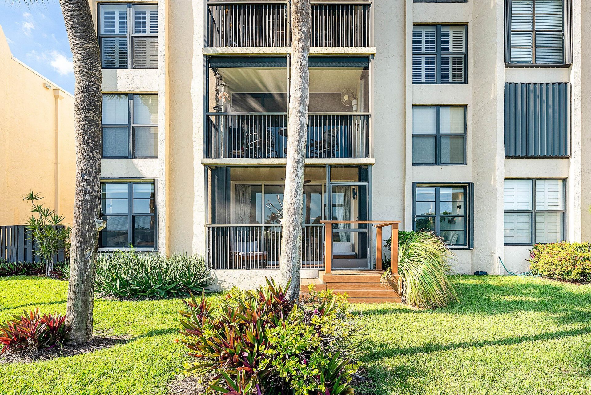 18 Royal Palm Way, Unit 109, Boca Raton, FL 33432 Photo