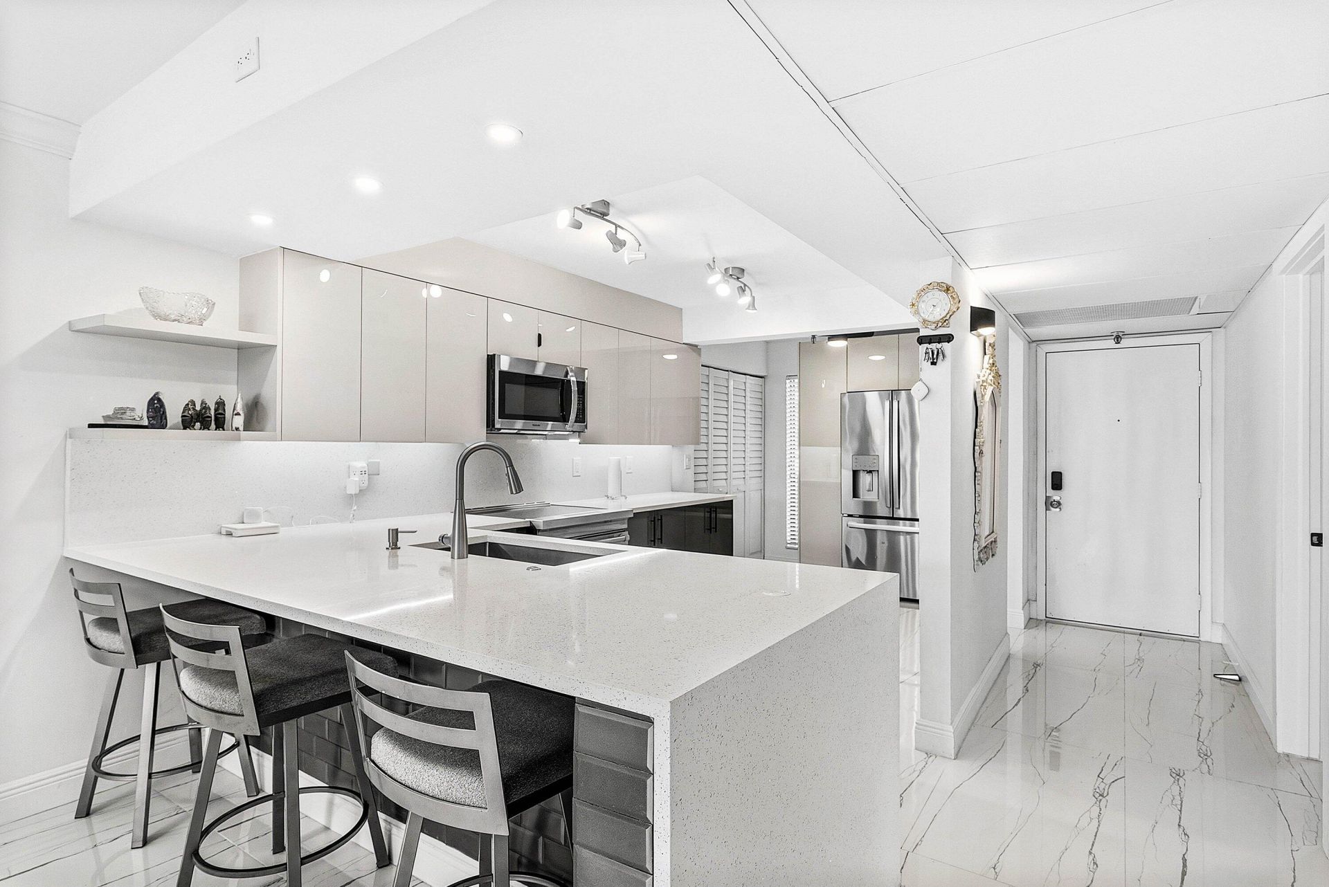 18 Royal Palm Way, Unit 109, Boca Raton, FL 33432 Photo