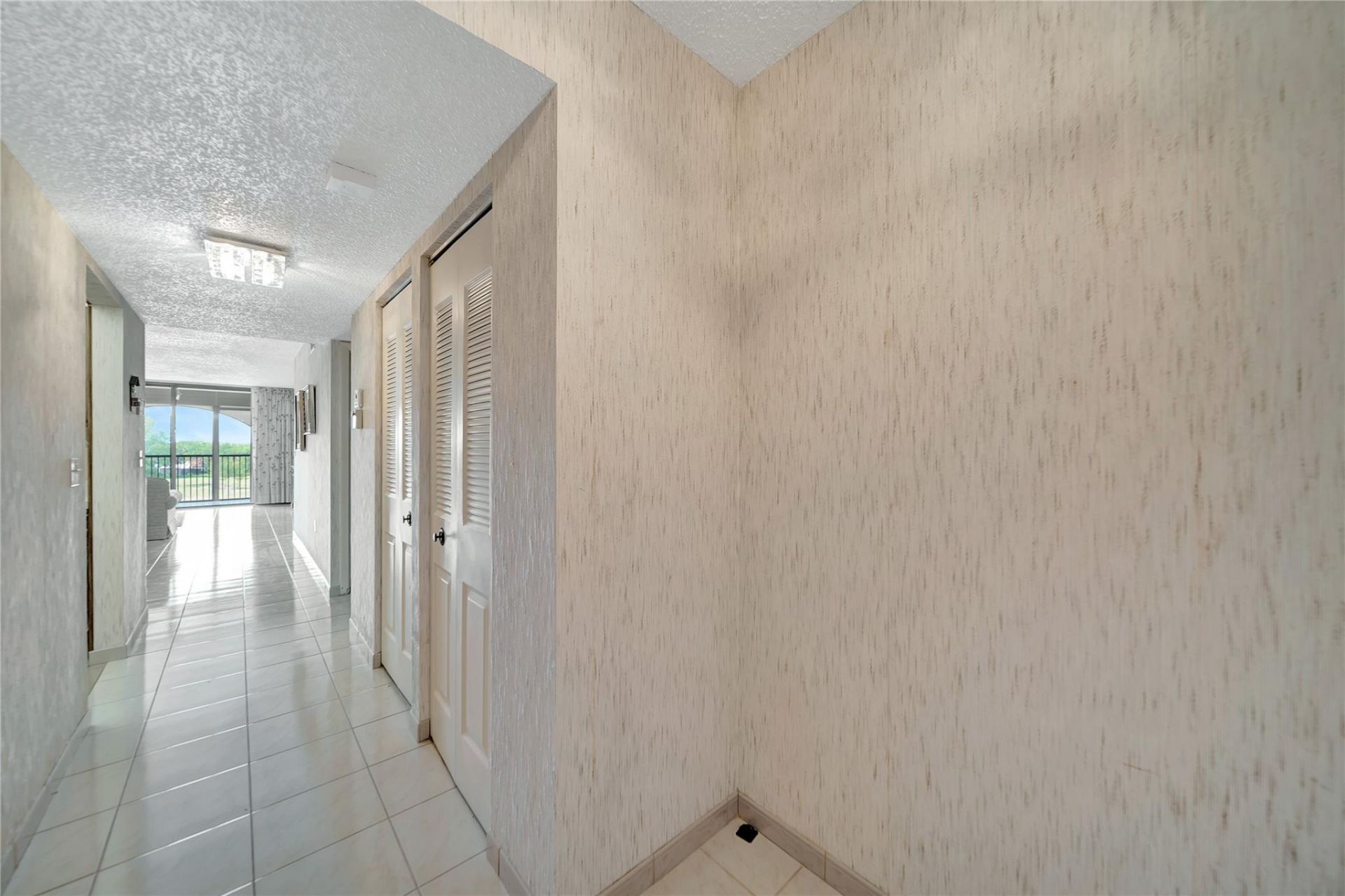 3521 Environ Boulevard, Unit B509, Lauderhill, FL 33319 Photo