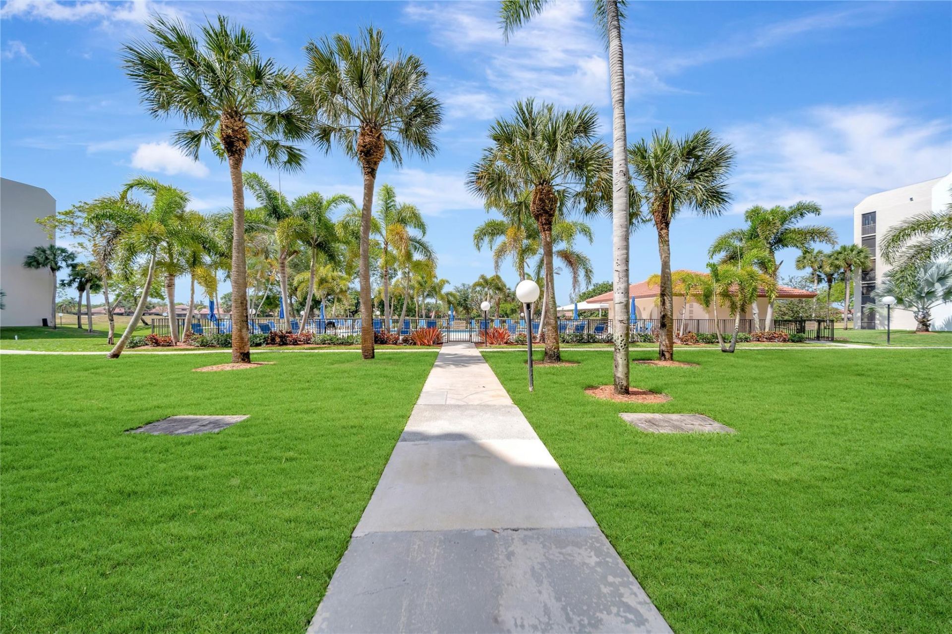 3521 Environ Boulevard, Unit B509, Lauderhill, FL 33319 Photo