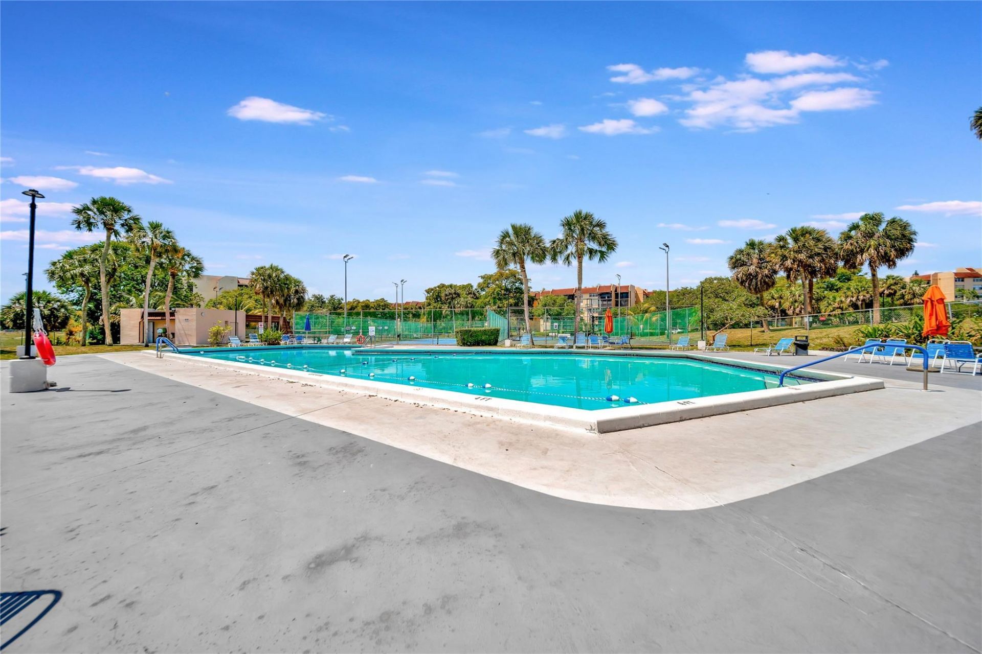 3521 Environ Boulevard, Unit B509, Lauderhill, FL 33319 Photo