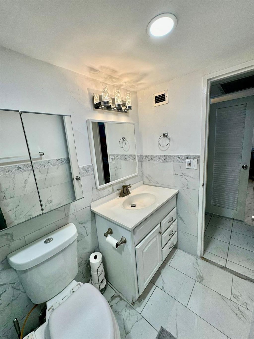 4250 Galt Ocean Drive, Unit 9G, Fort Lauderdale, FL 33308 Photo