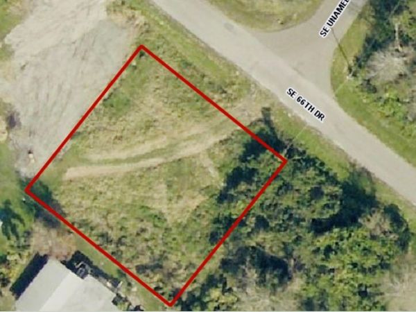 8960 SE 66th Drive, Okeechobee, FL 34974