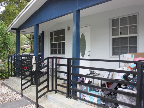 5573 NE 3rd Ave, Miami, FL 33137