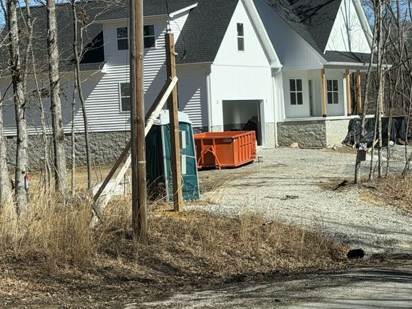 2148 Street Place Loop, Monterey, TN 38574