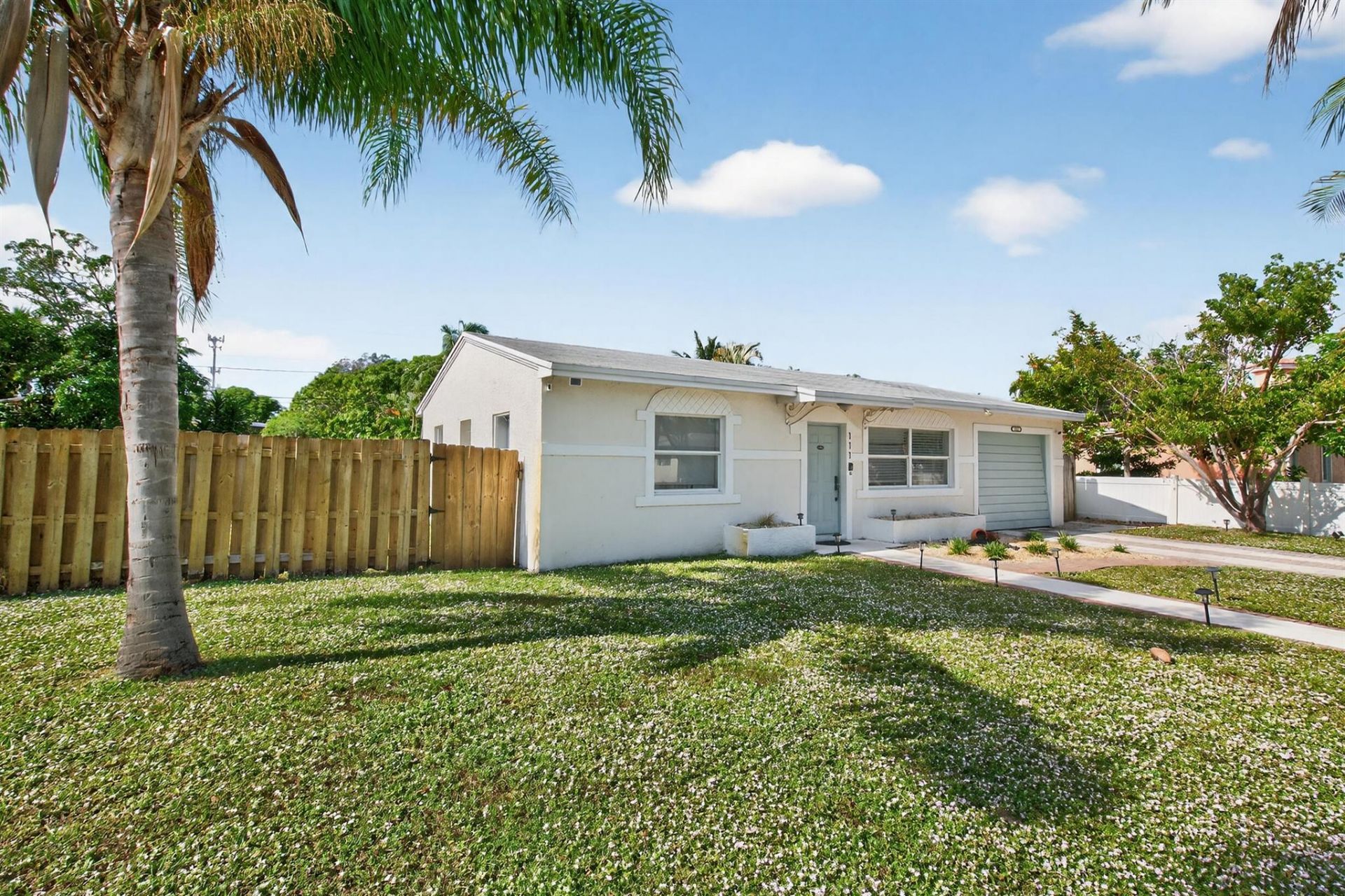 111 SW 3rd Court, Boynton Beach, FL 33435 Photo