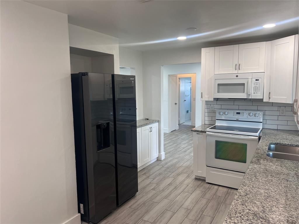 8361 NW 27th Place, Sunrise, FL 33322 Photo